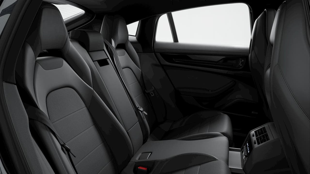 2026 Porsche Panamera Panamera 4