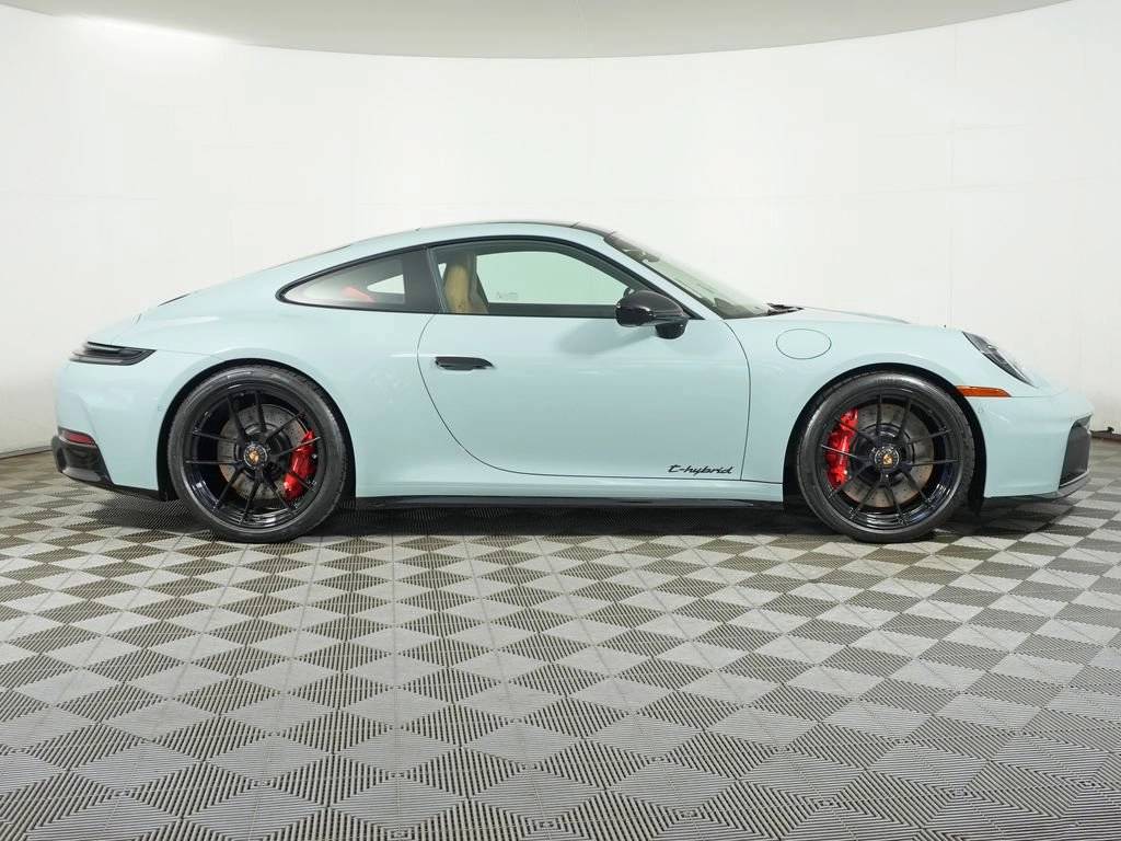 2026 Porsche 911 911 Carrera 4 GTS