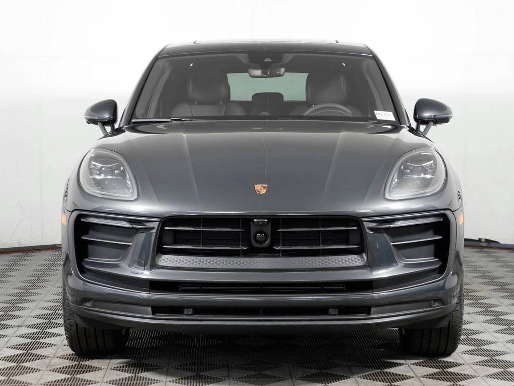 2026 Porsche Macan Macan