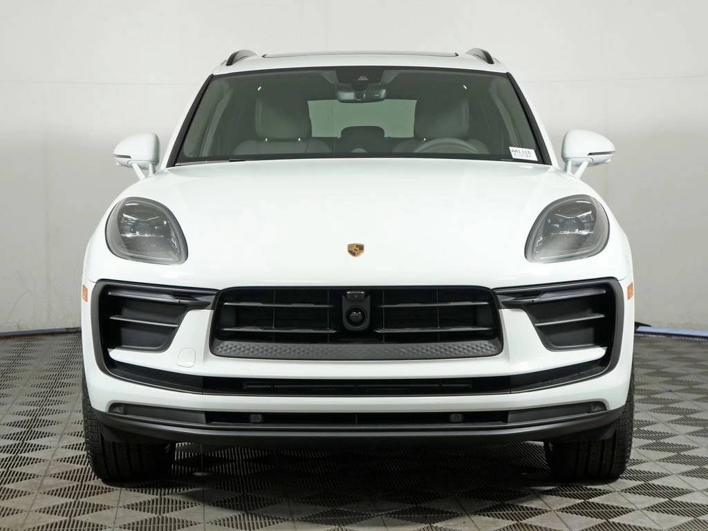 2026 Porsche Macan Macan