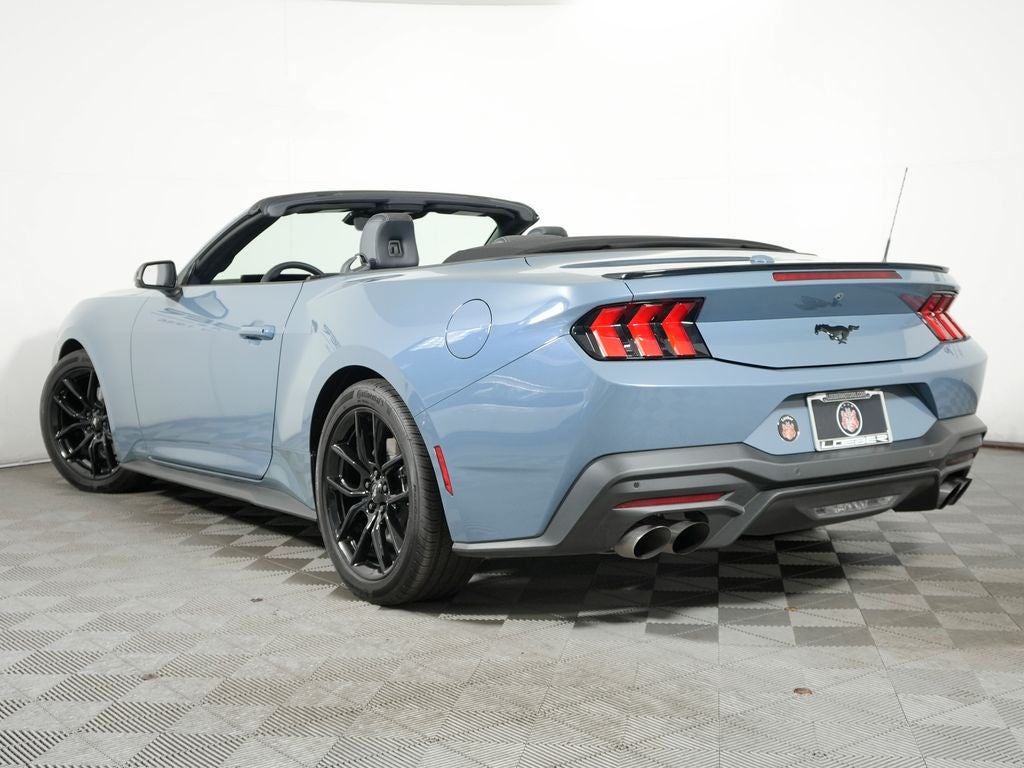 2025 Ford Mustang EcoBoost