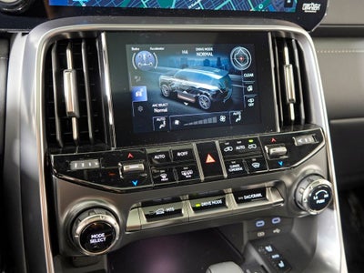 2025 Lexus LX 700h Overtrail