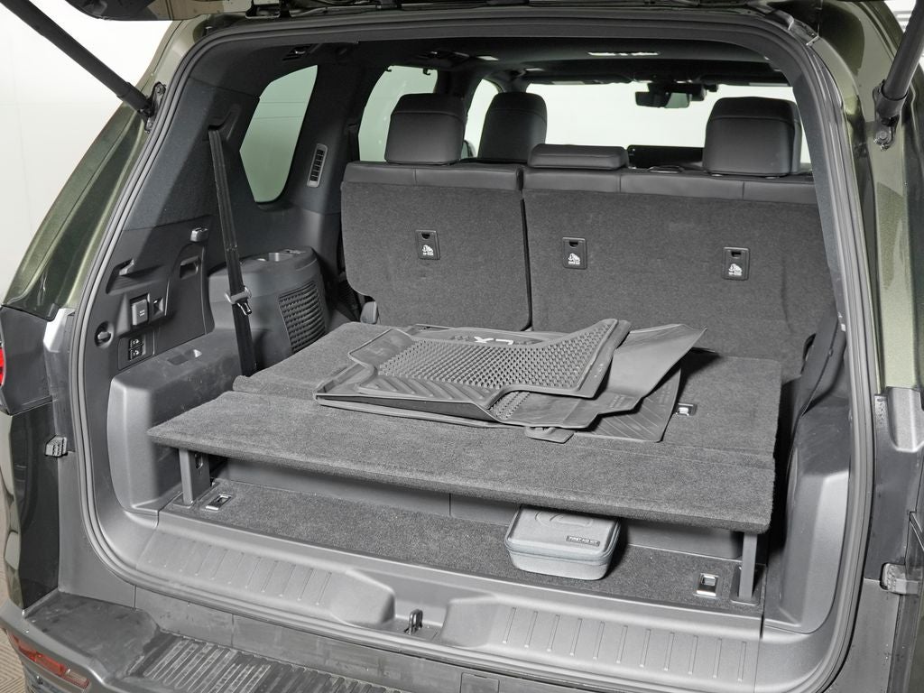2025 Lexus LX 700h Overtrail