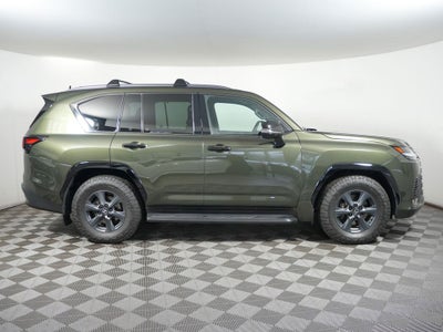 2025 Lexus LX 700h Overtrail