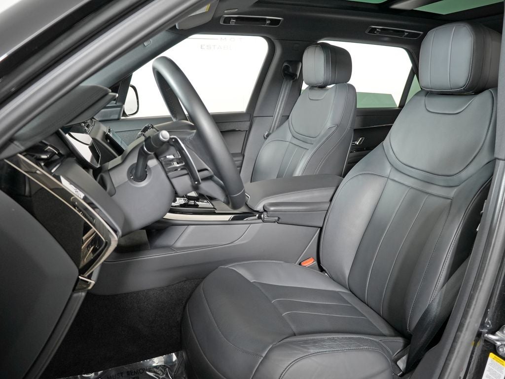 2024 Land Rover Range Rover Sport SE
