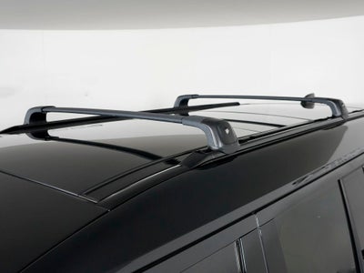 2025 Land Rover Defender 130 X-Dynamic SE