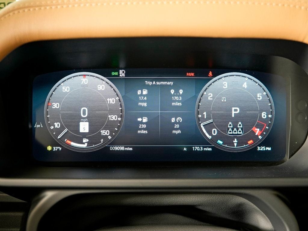 2025 Land Rover Defender 130 X-Dynamic SE