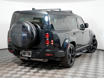 2025 Land Rover Defender 130 X-Dynamic SE