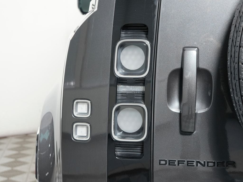 2023 Land Rover Defender 110 X