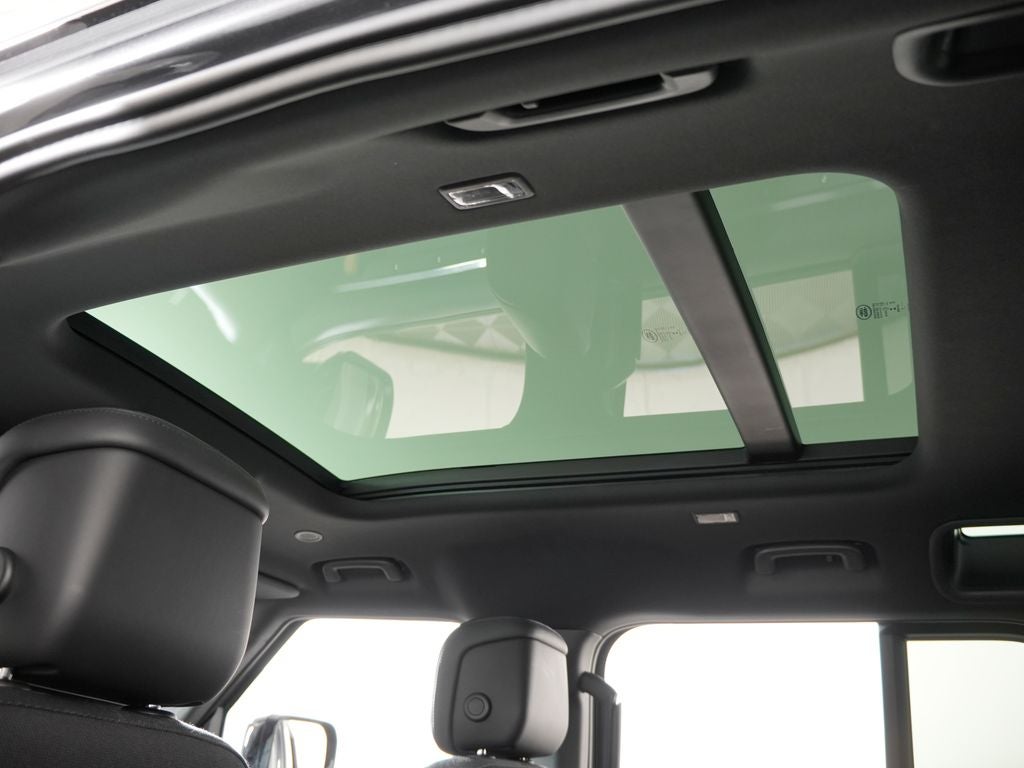 2023 Land Rover Defender 110 X