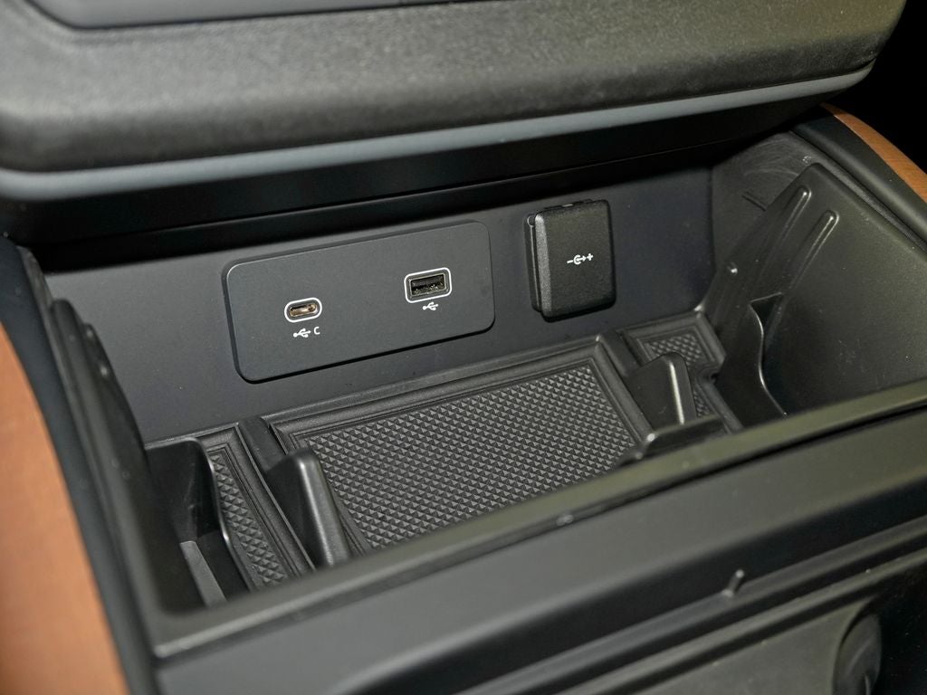 2023 Land Rover Defender 110 X