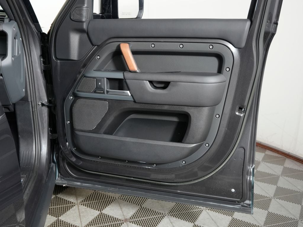 2023 Land Rover Defender 110 X