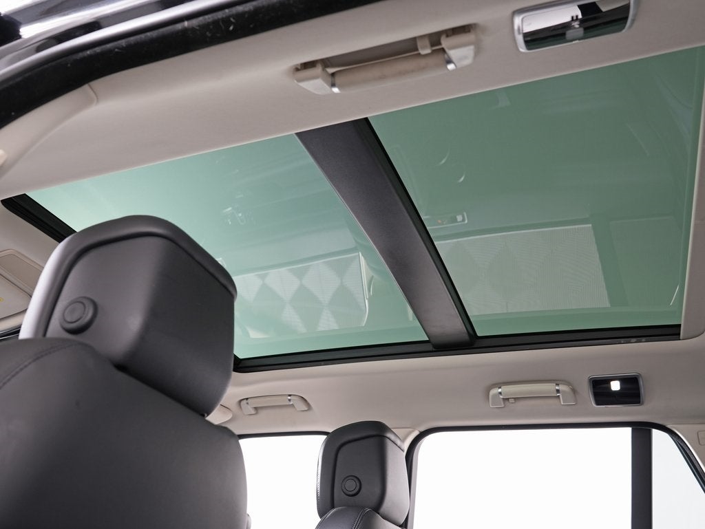 2020 Land Rover Range Rover Base