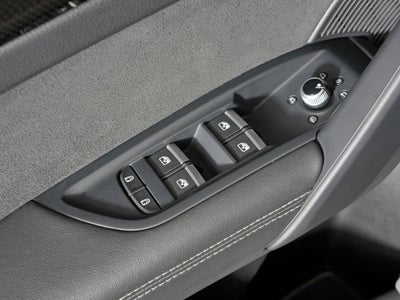 2022 Audi SQ5 Premium Plus quattro