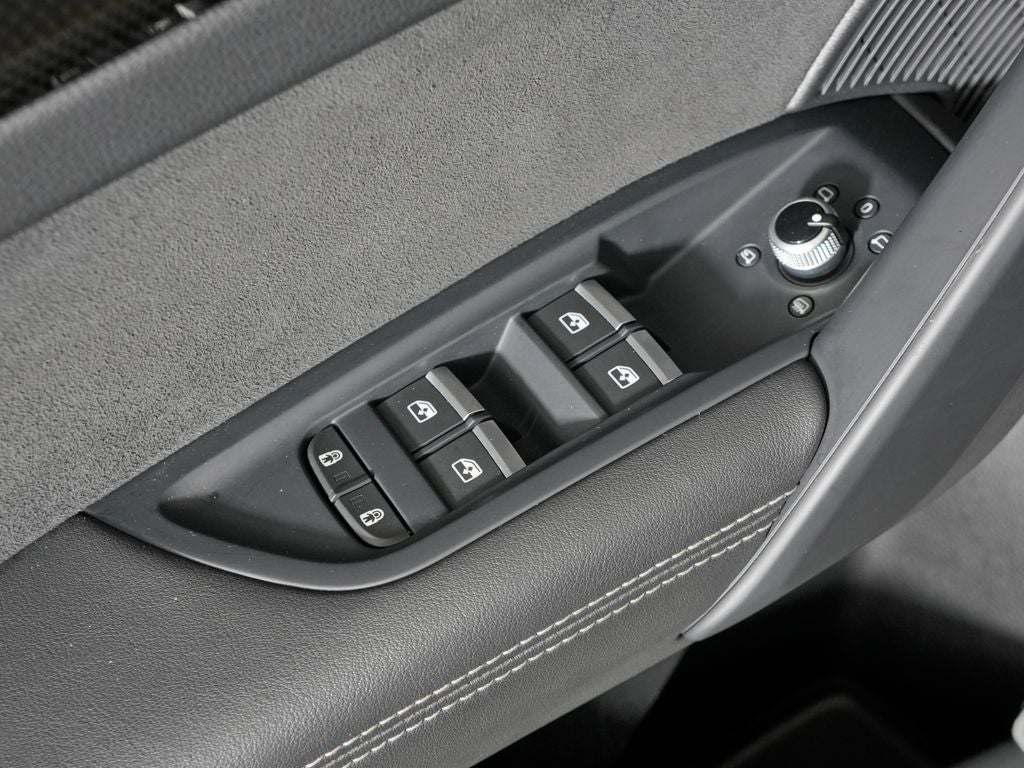 2022 Audi SQ5 Premium Plus quattro
