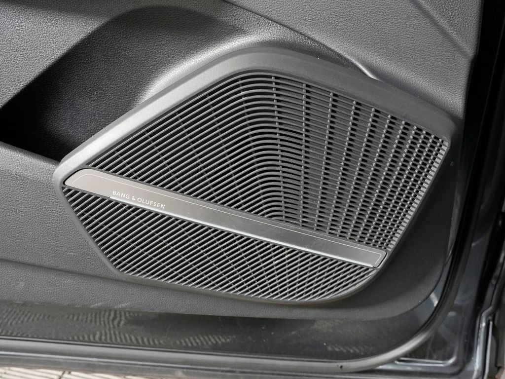 2022 Audi SQ5 Premium Plus quattro