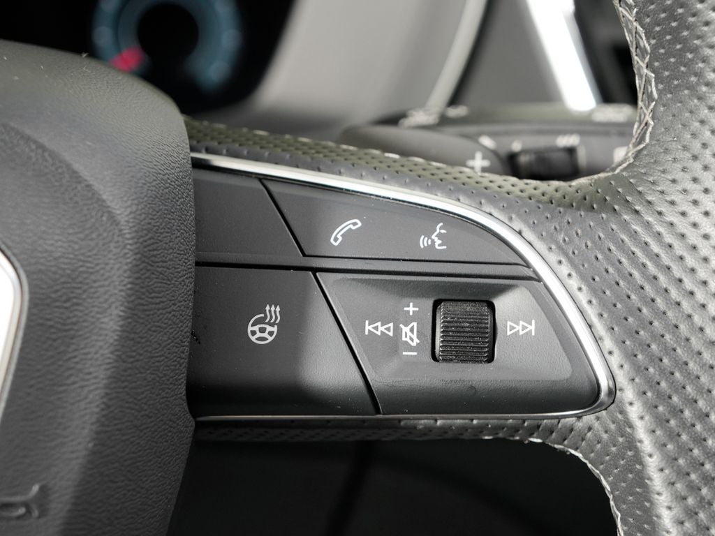 2022 Audi SQ5 Premium Plus quattro
