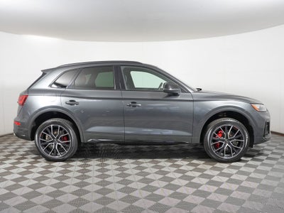 2022 Audi SQ5 Premium Plus quattro