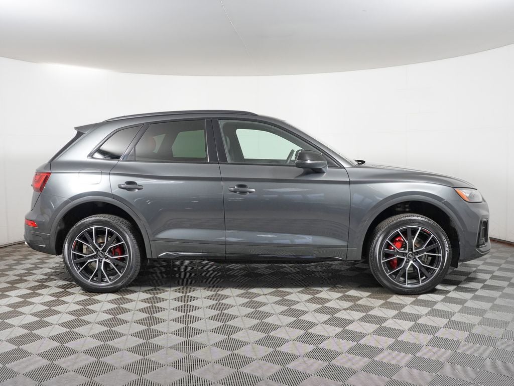 2022 Audi SQ5 Premium Plus quattro