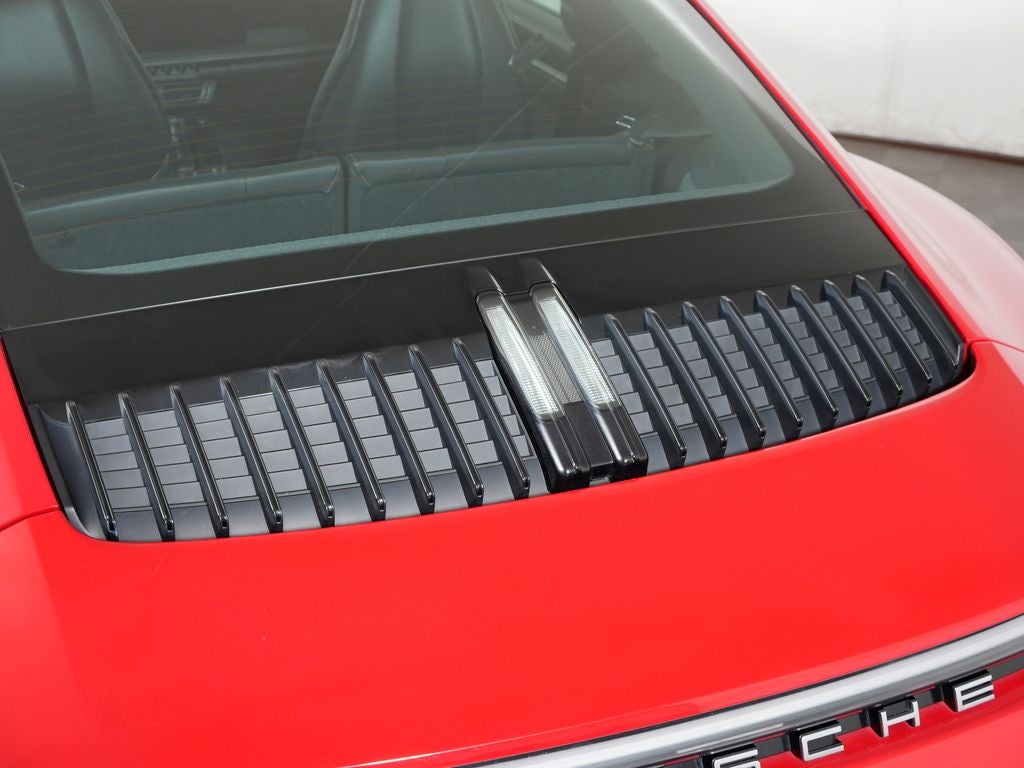 2021 Porsche 911 Carrera