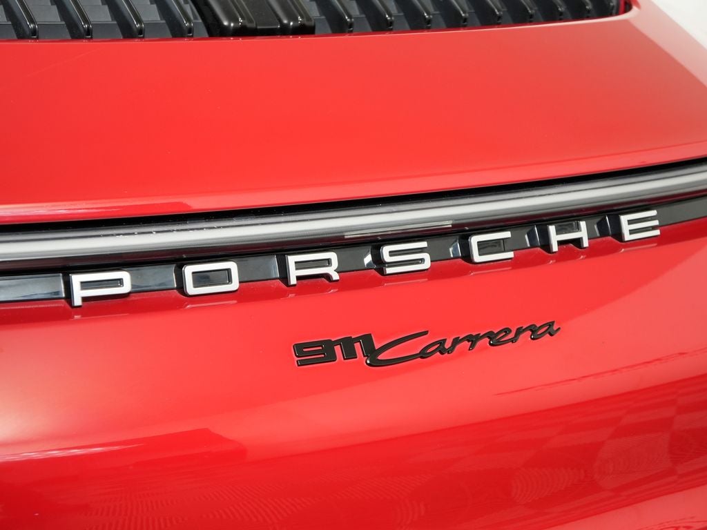 2021 Porsche 911 Carrera