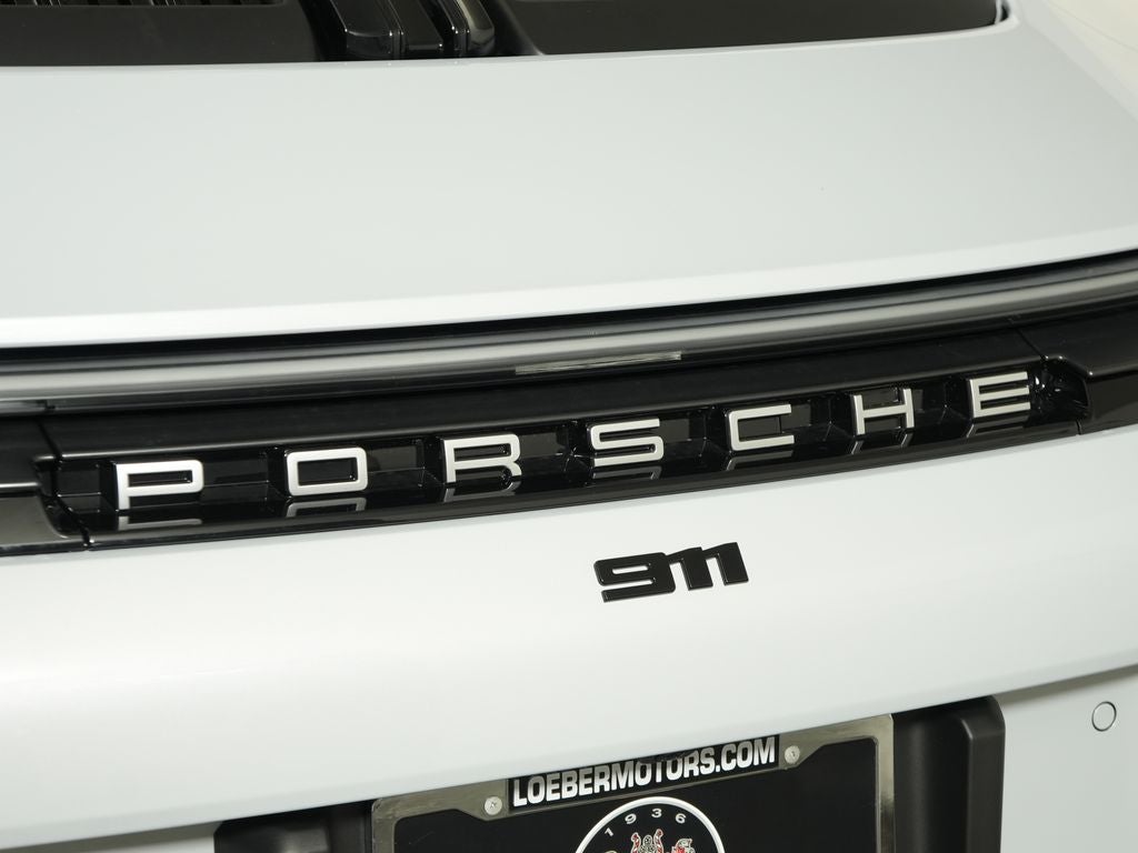 2026 Porsche 911 Carrera