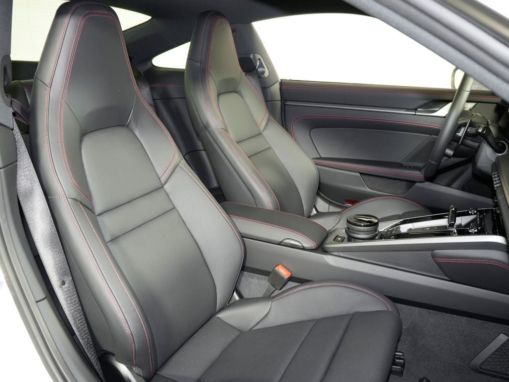 2026 Porsche 911 Carrera