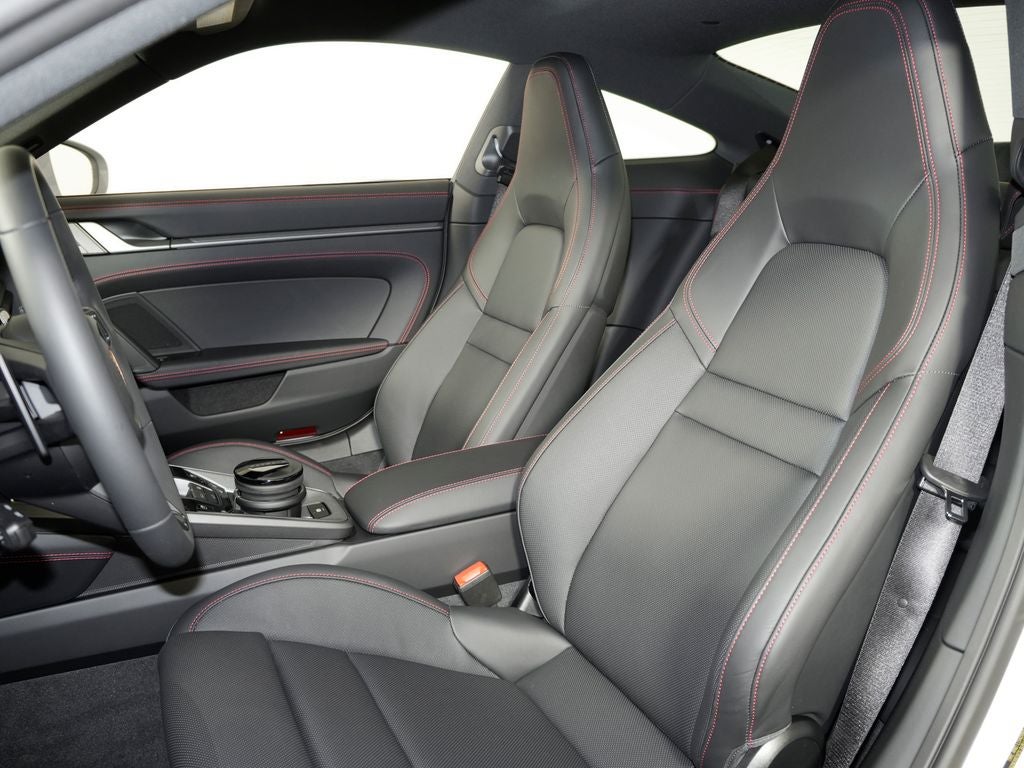2026 Porsche 911 Carrera