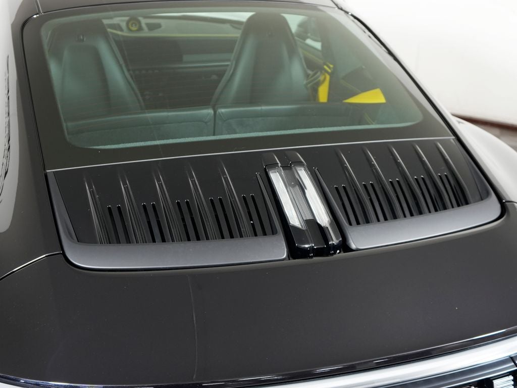 2026 Porsche 911 Carrera