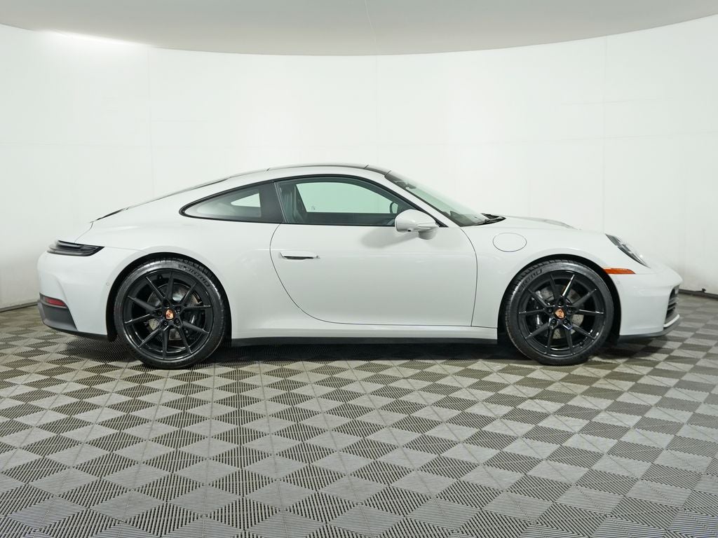 2026 Porsche 911 Carrera