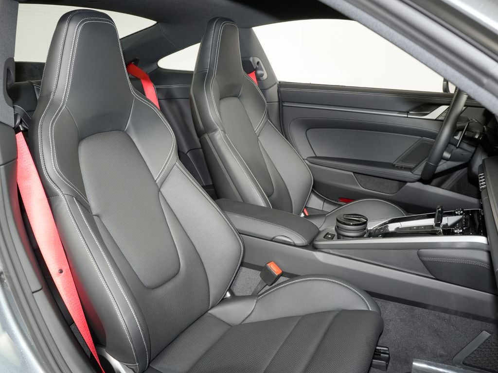 2026 Porsche 911 Carrera