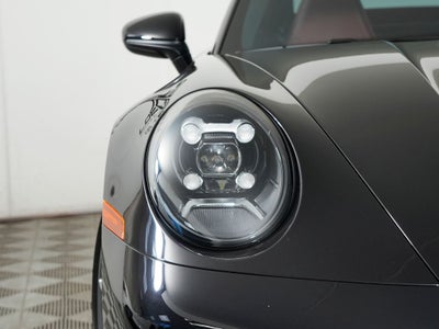 2020 Porsche 911 Carrera