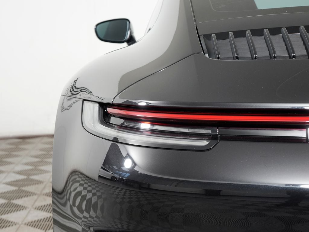 2020 Porsche 911 Carrera