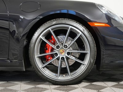 2020 Porsche 911 Carrera