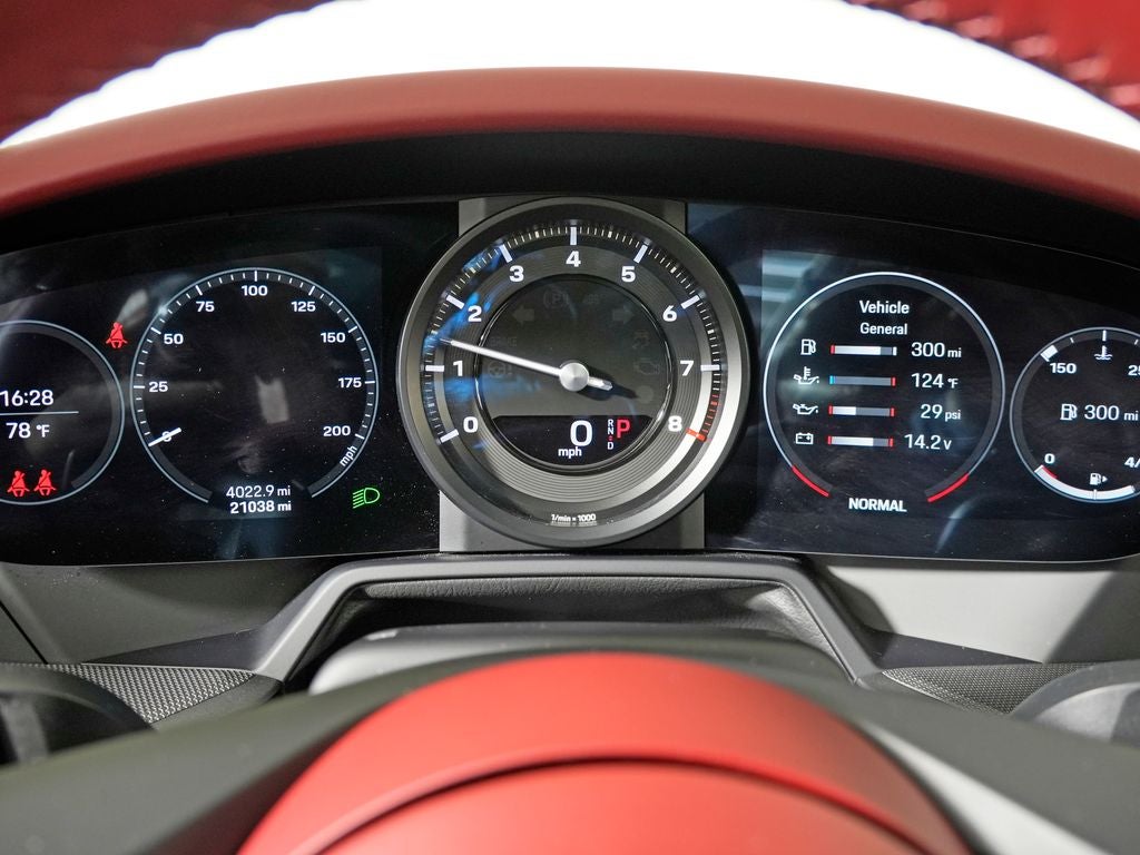 2020 Porsche 911 Carrera