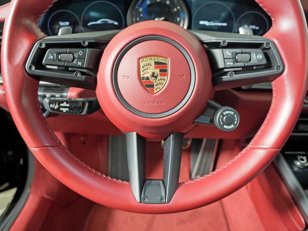 2020 Porsche 911 Carrera