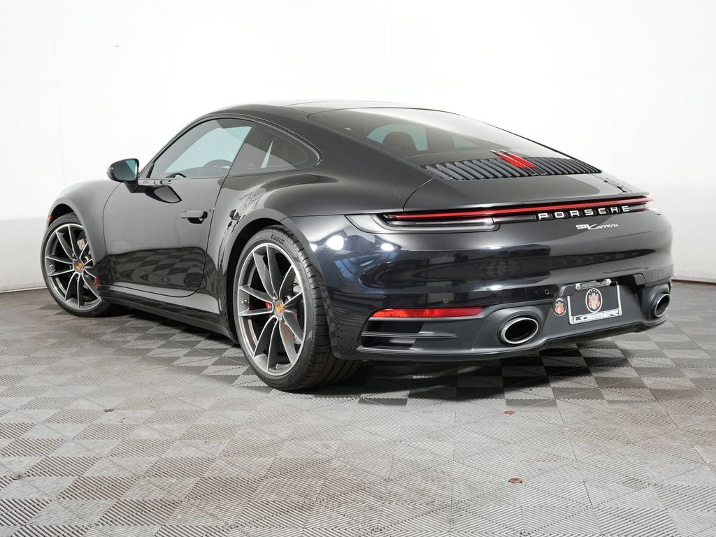 2020 Porsche 911 Carrera