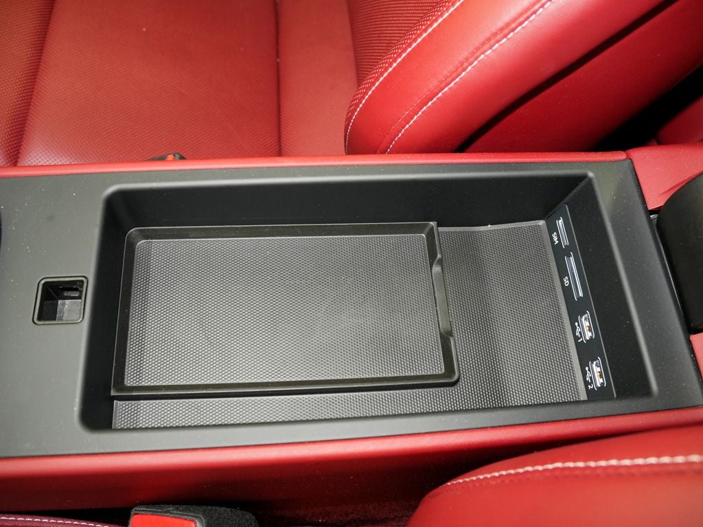 2020 Porsche 911 Carrera