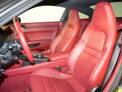 2020 Porsche 911 Carrera