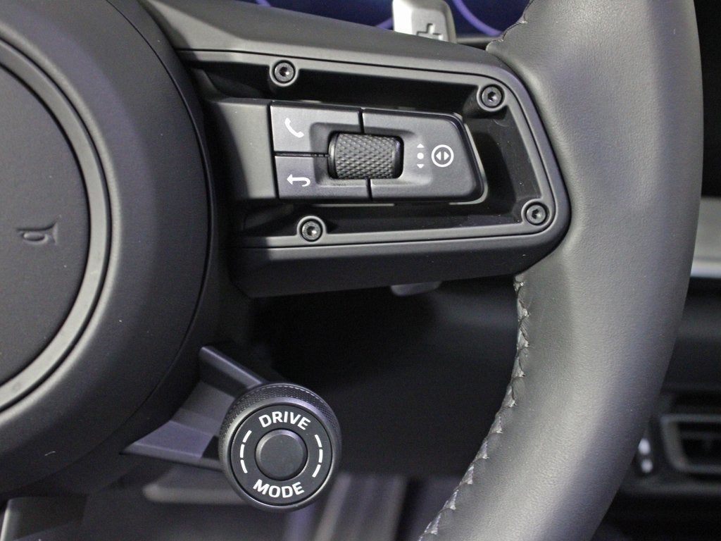 2024 Porsche 911 Carrera 4