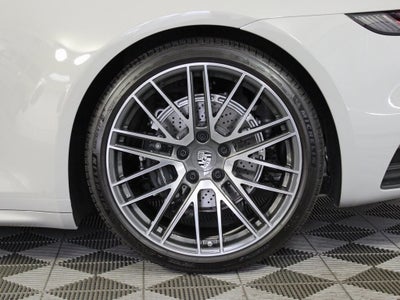 2024 Porsche 911 Carrera 4