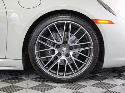 2024 Porsche 911 Carrera 4