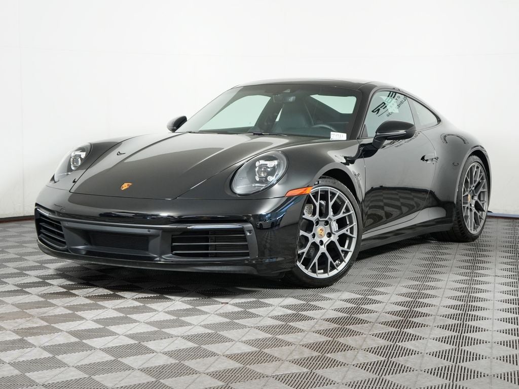 2024 Porsche 911 Carrera 4
