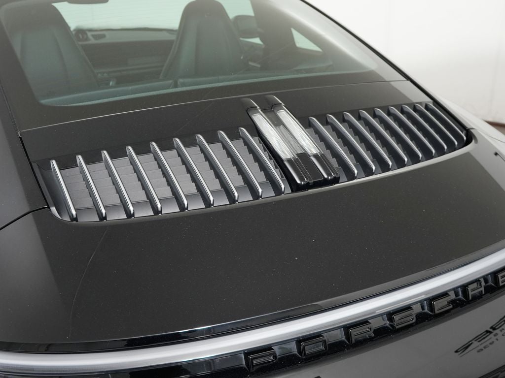 2024 Porsche 911 Carrera 4