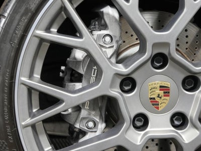 2024 Porsche 911 Carrera 4