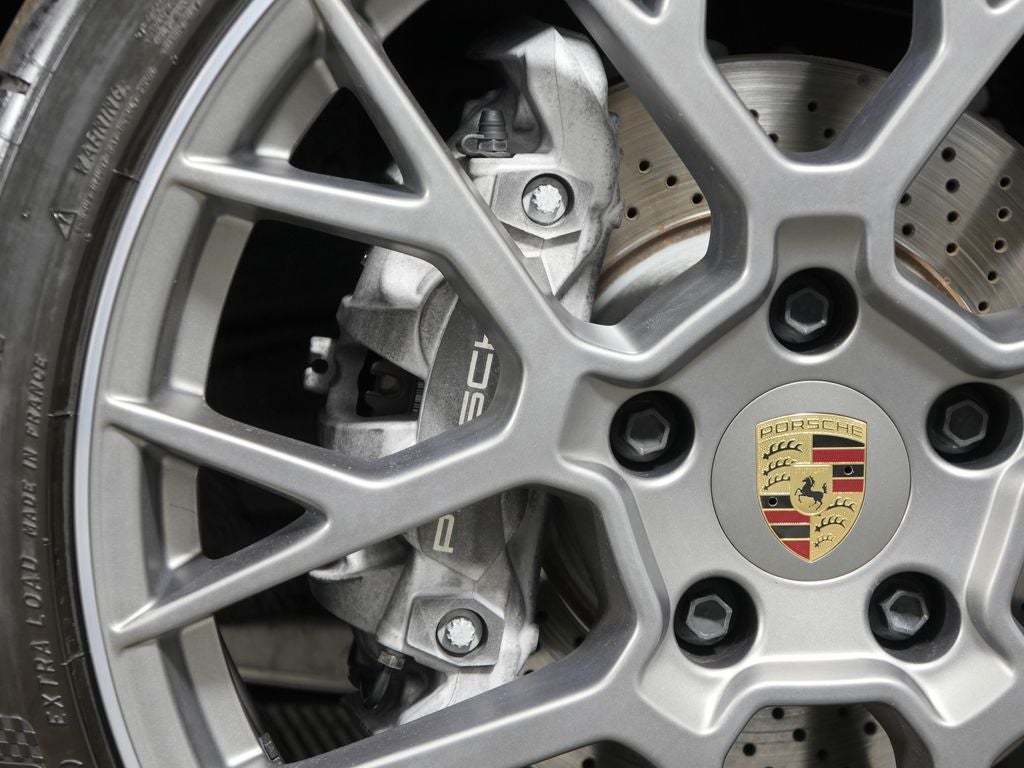 2024 Porsche 911 Carrera 4