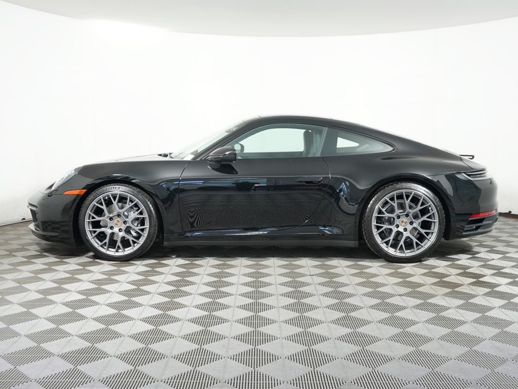 2024 Porsche 911 Carrera 4