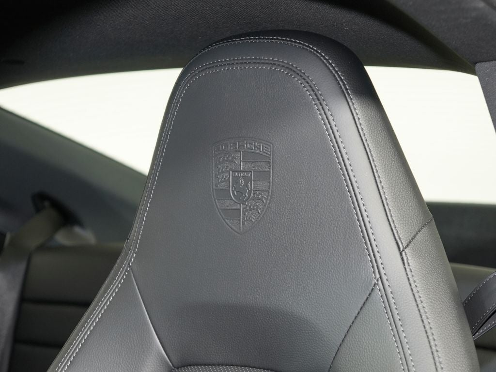 2024 Porsche 911 Carrera 4
