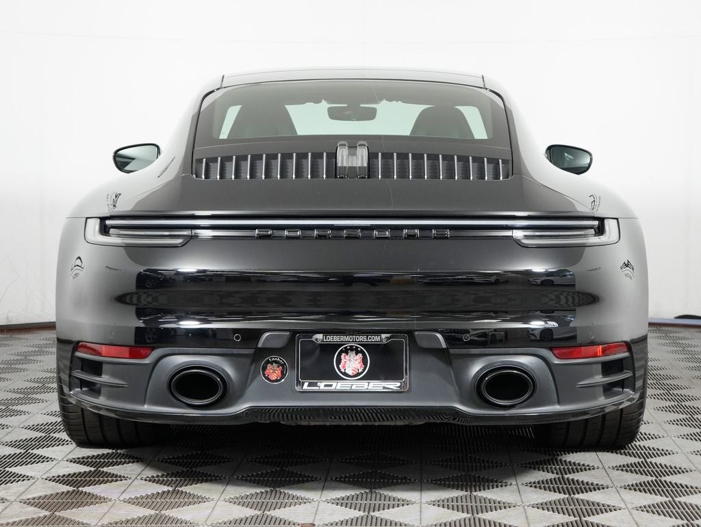 2024 Porsche 911 Carrera 4