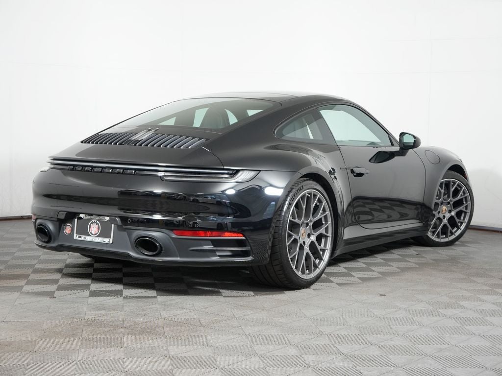 2024 Porsche 911 Carrera 4